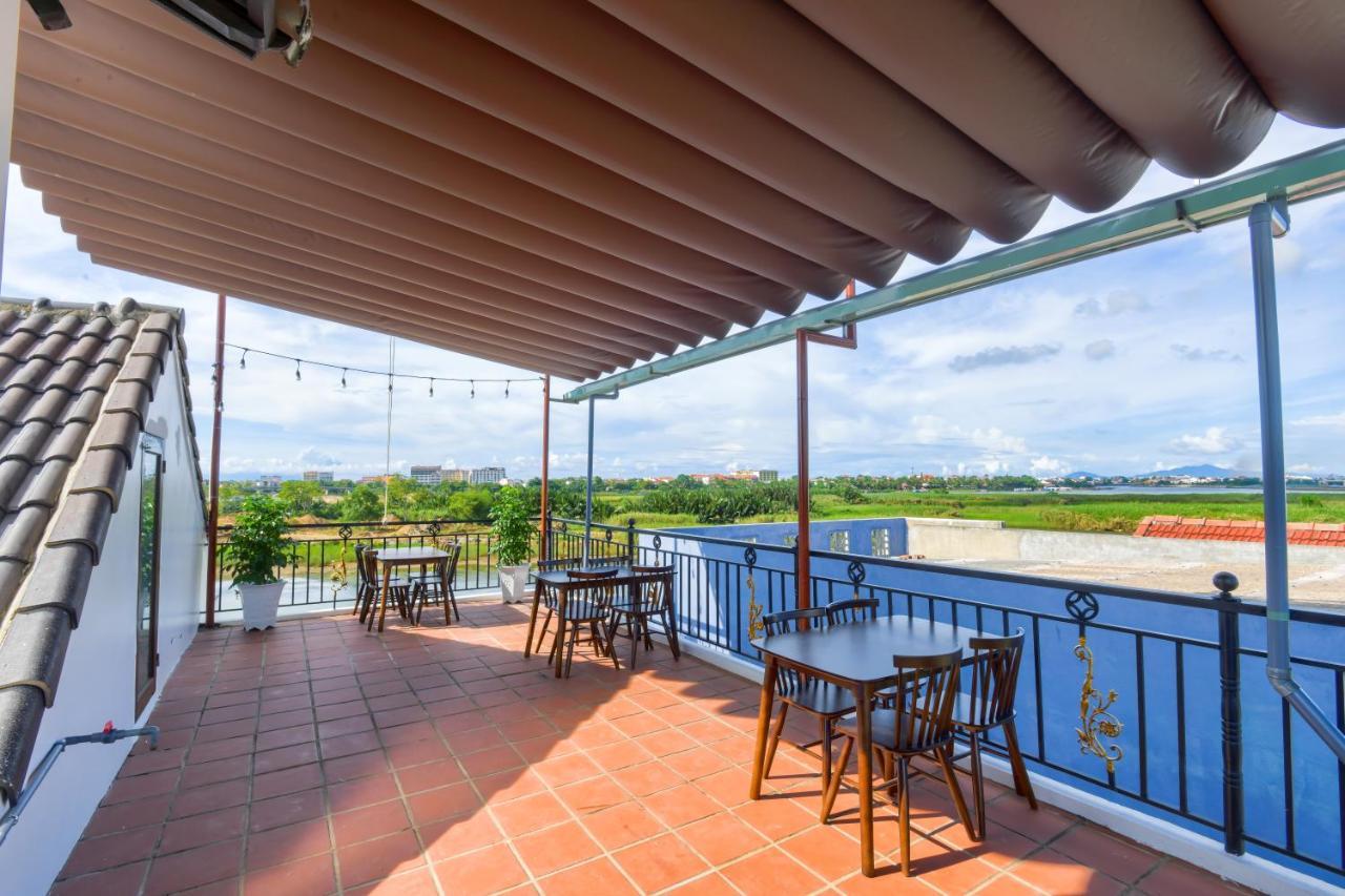 Gio Chieu Homestay - Riverside & Swimming Pool Хой Ан Екстериор снимка