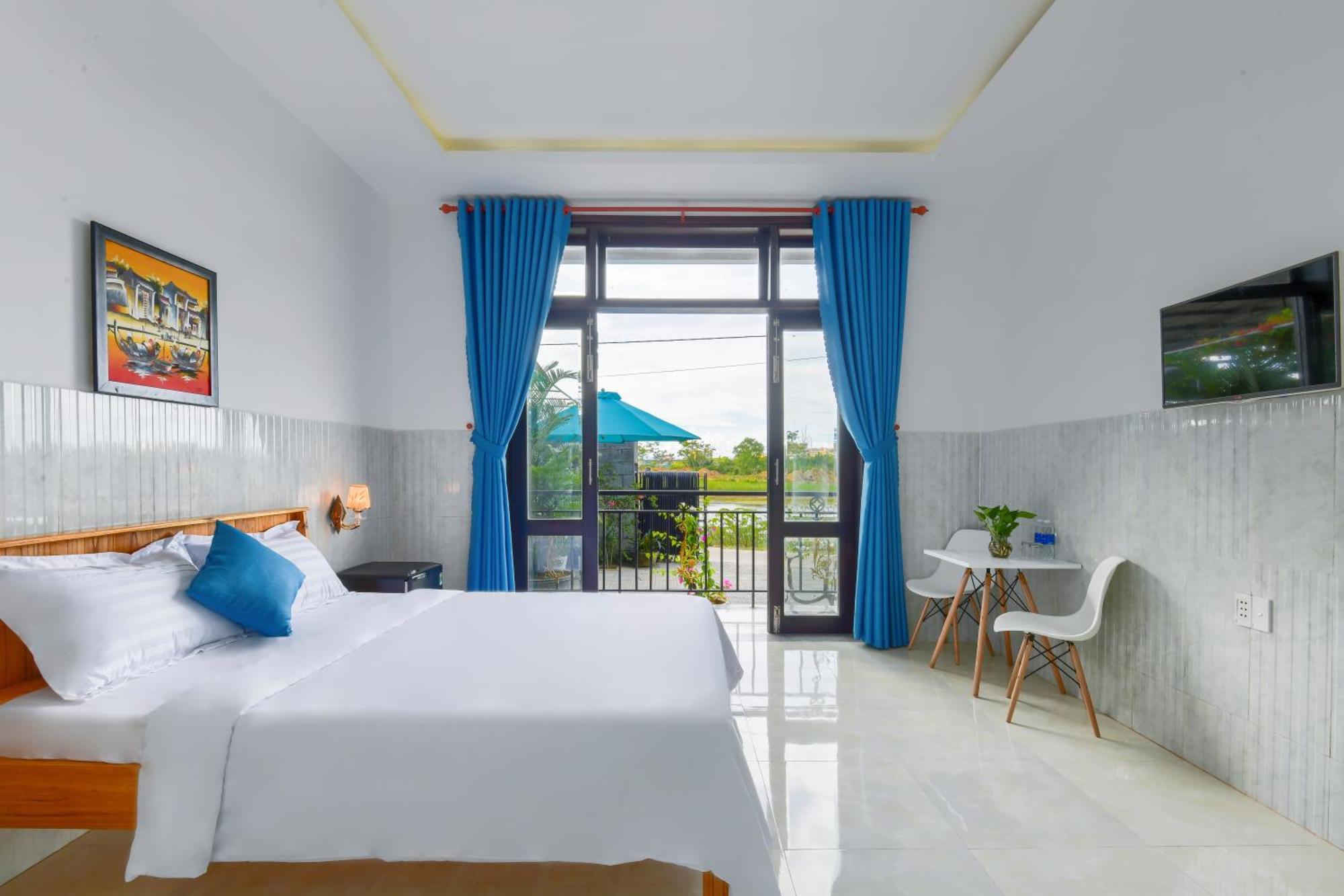 Gio Chieu Homestay - Riverside & Swimming Pool Хой Ан Екстериор снимка